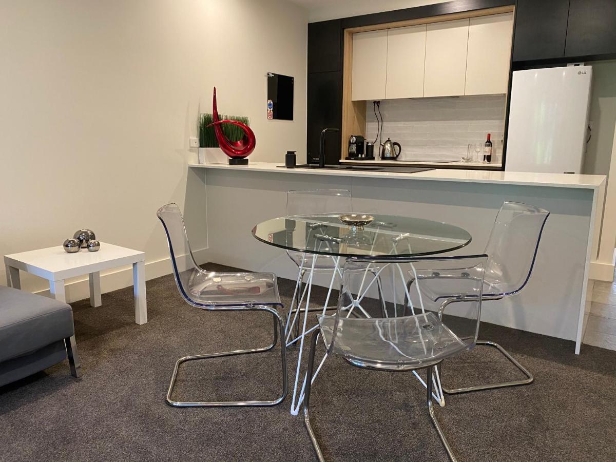 The Gallery Luxe 1 Bedroom Executive Apartment In The Heart Of Braddon Wine Secure Parking Wifi Canberra Esterno foto