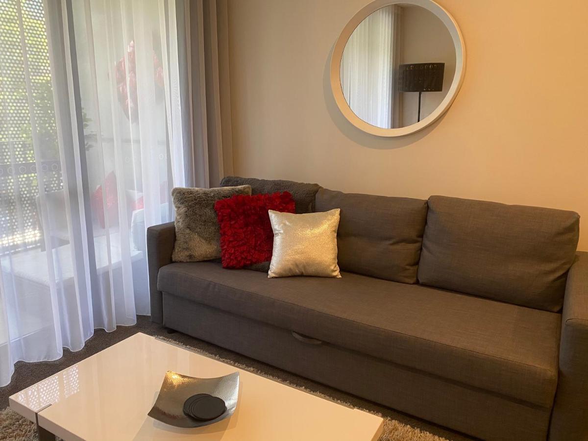 The Gallery Luxe 1 Bedroom Executive Apartment In The Heart Of Braddon Wine Secure Parking Wifi Canberra Esterno foto